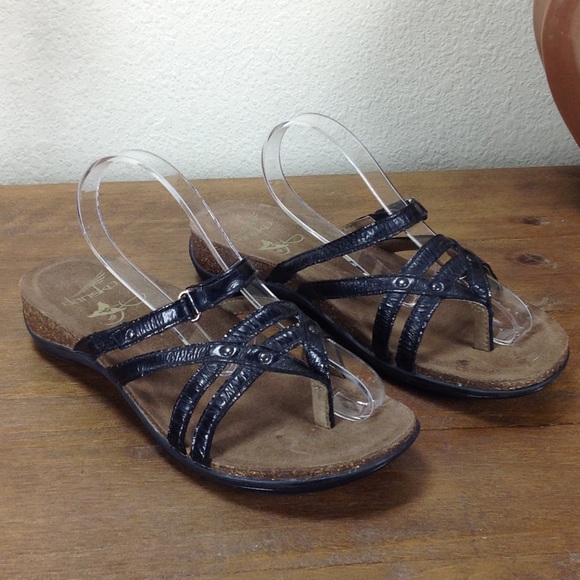 dansko walking sandals